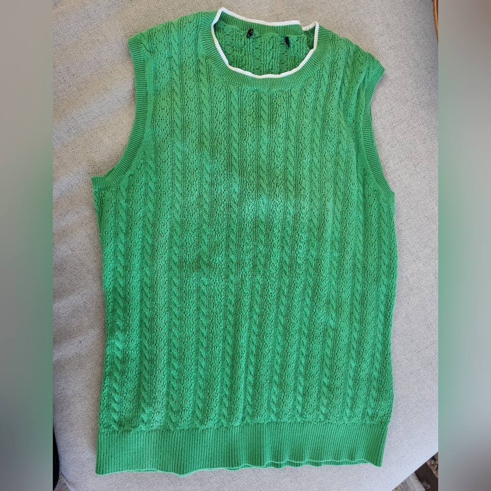 Brooke's Brothers Cotton Knit Crew Neck Sweater Vest Size Medium